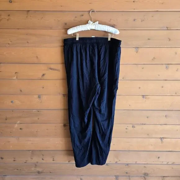 Torrid Cargo Pant Wide Leg Black Stretchy Waist Pocket 1R Flowy Bottom Gorpcore - Picture 4 of 6